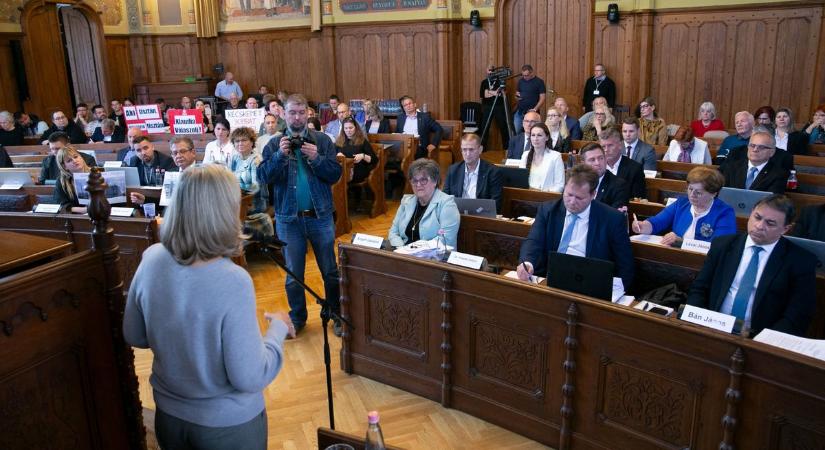 Több kecskeméti közterület és egy utca is új nevet kapott
