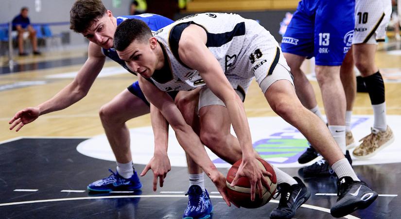 Fordulatos mérkőzésen maradt alul a DEAC kosárcsapata, nyolcadik helyen zárta a szezont