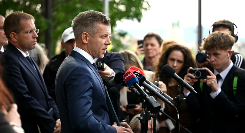 Kormányalakítás: meglépte Magyar Péter, amit sokat vártak a Karmelitánál, megvan Szabó Bence százados új pozíciója