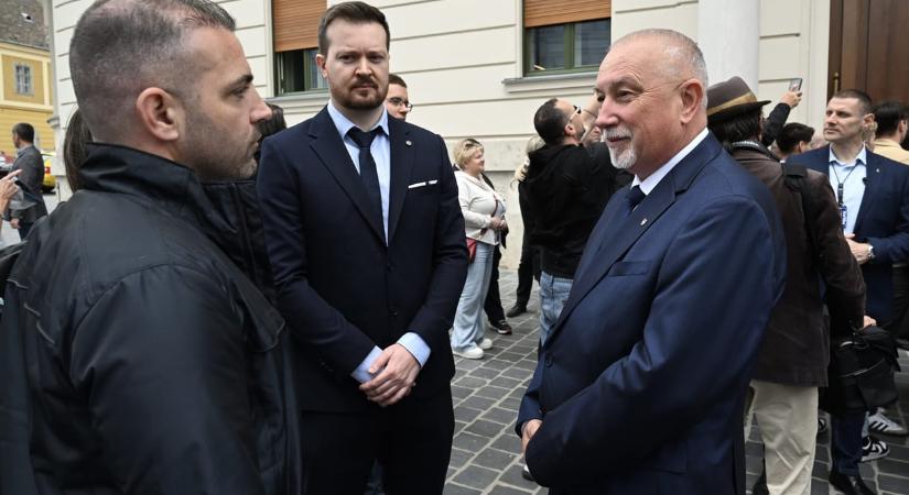 A belügyminiszter kabinetjében fog dolgozni a jövőben Szabó Bence százados