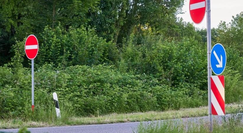 Új KRESZ-táblát helyeztek ki Budapesten, ez a célja