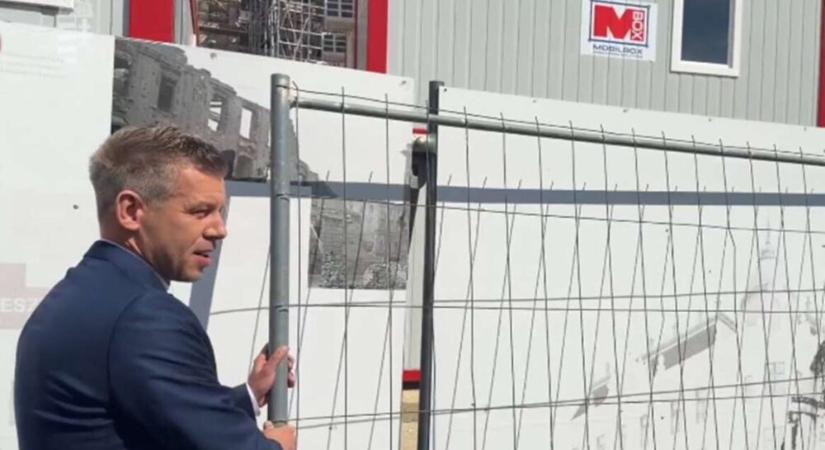 Kordont bontott a miniszterelnök – szabad a séta az ‘Orbáni úton’….