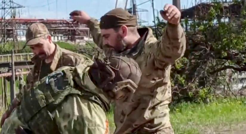 Többszáz hadifoglyot cserélt Ukrajna és Oroszország