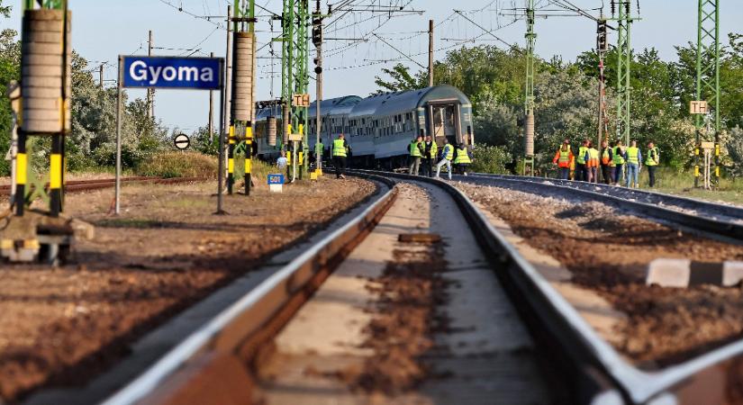 600 betonalj is megsérült a kisikláskor – új részletek az IC-balesetről