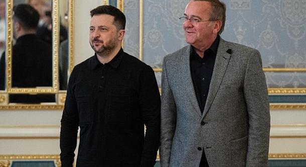 Németország segíteni fogja Ukrajnát katonai kiképzőközpontok fejlesztésében