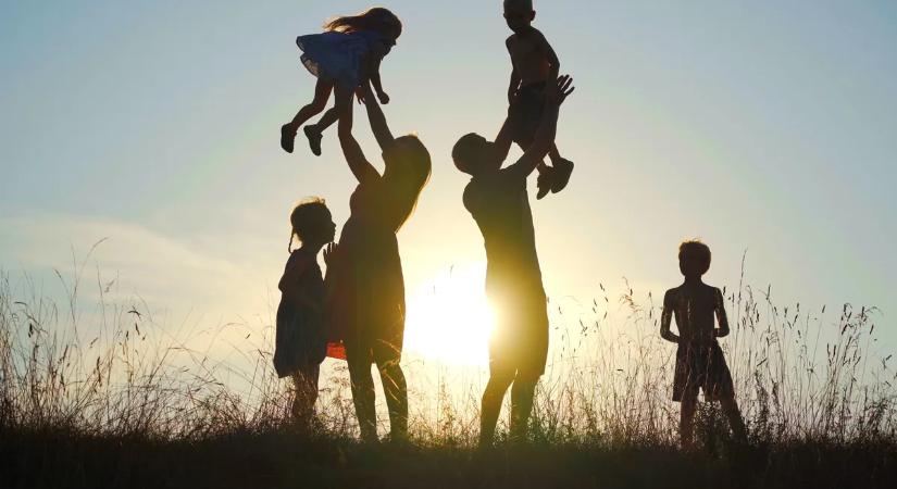Megalakult a Tisza-kormány: mi lesz most a családtámogatások sorsa?