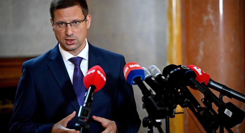 A leköszönő magyar kormány tagjai kárpátaljai gyermekotthonnak ajánlják fel a végkielégítésüket