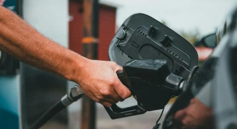 Felelős döntés Ukrajnába exportálni a magyar gázolajat?
