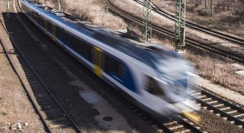 Ezért változik a székesfehérvári vasútvonal menetrendje