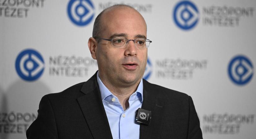 A választási kutatások miatt estek neki Mráz Ágostonnak az ELTE-n