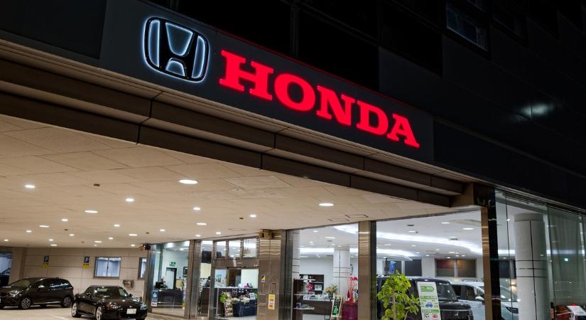 Meglepő fordulat, teljes újratervezés jön a Hondánál: 15 új hibrid modellel készülnek