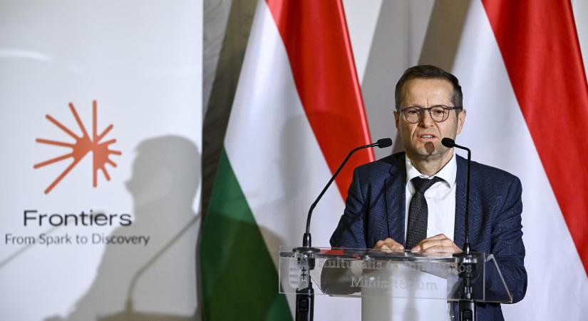 Ez gyors volt, a Magyar-kormány felbontja a Krausz Ferenc alapítványával kötött Hankó-féle 261,7 milliárd forintos szerződést