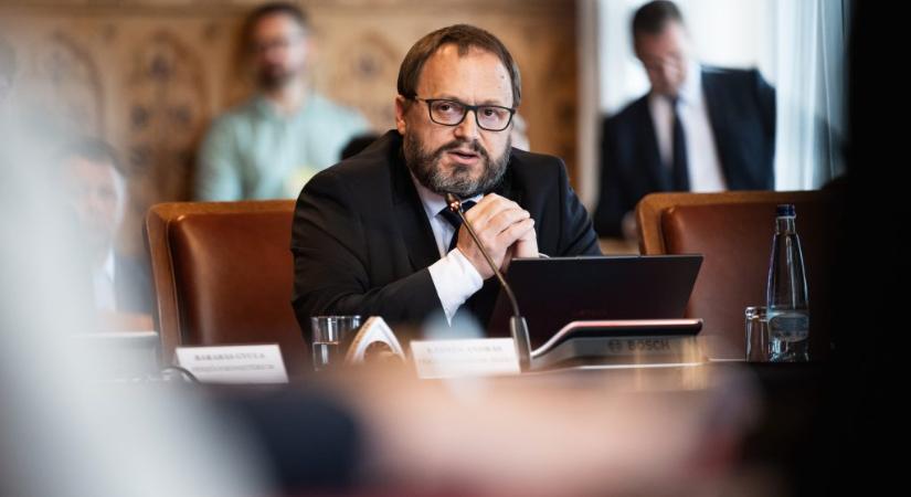 Kármán András harmadjára kap megbízatást a Pénzügyminisztériumban, elárult azt is, hol kap majd helyet az új tárca