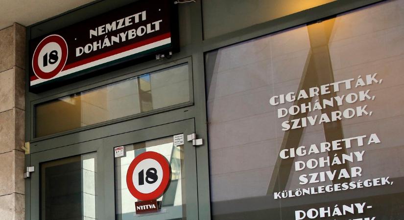 Sokan "tüskéznek" a trafikok körül, éjszakai alkoholstop jöhet egy budapesti kerületben