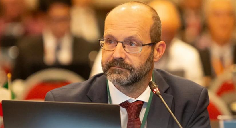 Újabb államtitkárt mutatott be Gajdos László: Kőrösi Levente felel majd a természetvédelemért és az állatjólétért