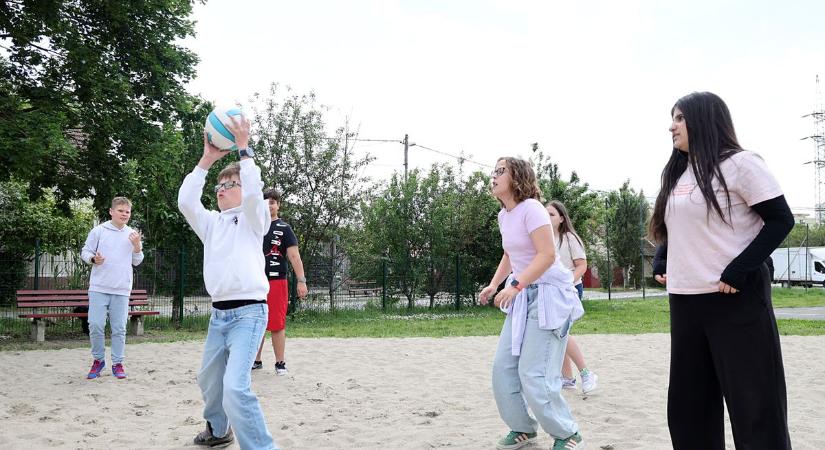 Új strandröplabdapálya épült Szegeden, de ez még csak a kezdet