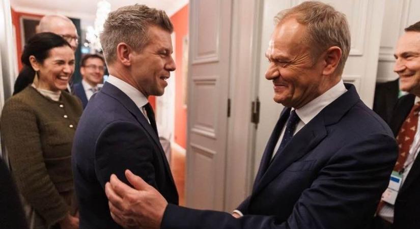 Ha Magyar Péter szerint Orbán Viktor kifosztotta az államkasszát, akkor még nem látta, hogy mit művelt a legnagyobb barátja, Donald Tusk