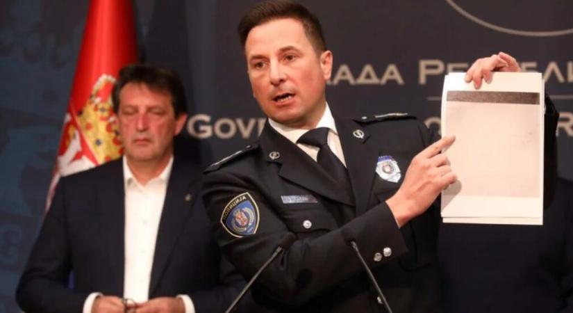 Danas: A rendőrigazgató egy asztalnál ült az eltűnt személy kiiktatásánál és segített eltüntetni a nyomokat