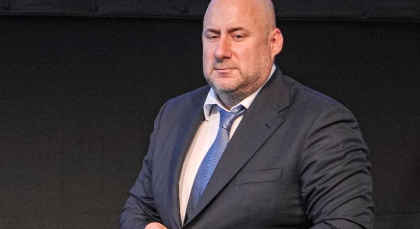 Zuhanórepülésbe kapcsolt a 4iG-részvények ára azután, hogy Magyar Péter beintett az 1300 milliárd forintos üzletnek