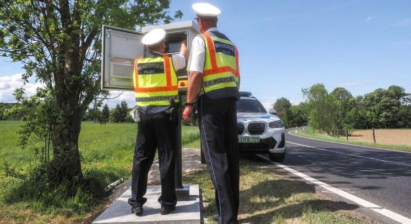 Új traffibox állt szolgálatba a forgalmas dunántúli főúton