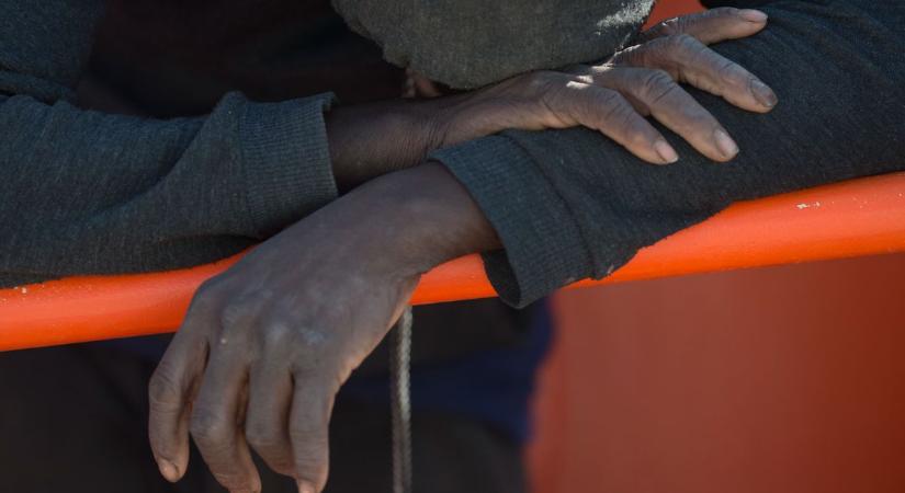Gyereket rabolt volna el és erőszakkal fenyegette az édesanyját egy szíriai férfi a spanyolországi Malagában