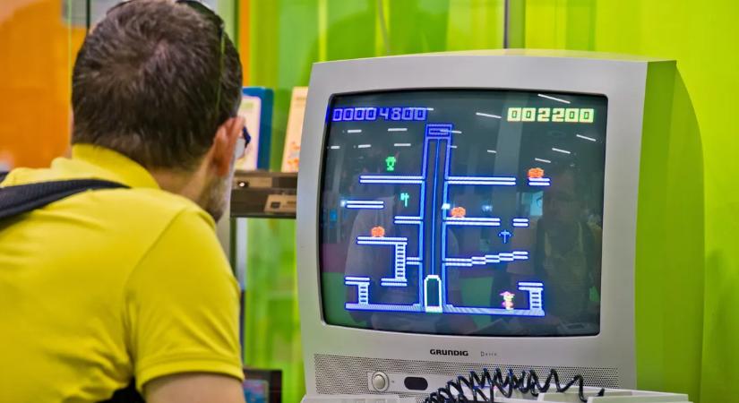 Gyilkos kukacok, hajmeresztő hullámvasutak – te mennyire emlékszel a retró videójátékokra? Kvíz