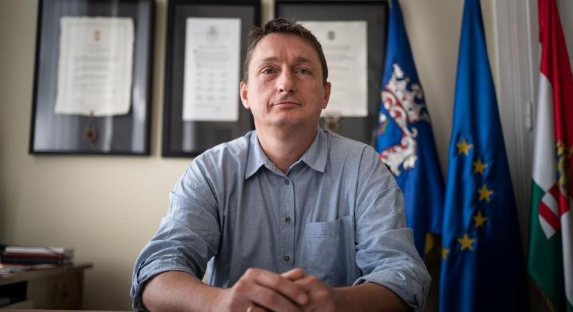 „Nyilván kapok majd hideget-meleget” – kilépett a Fideszből Balassagyarmat polgármestere