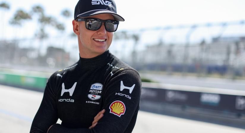 Mick Schumacher: Szeretem, ha az édesapámhoz hasonlítanak