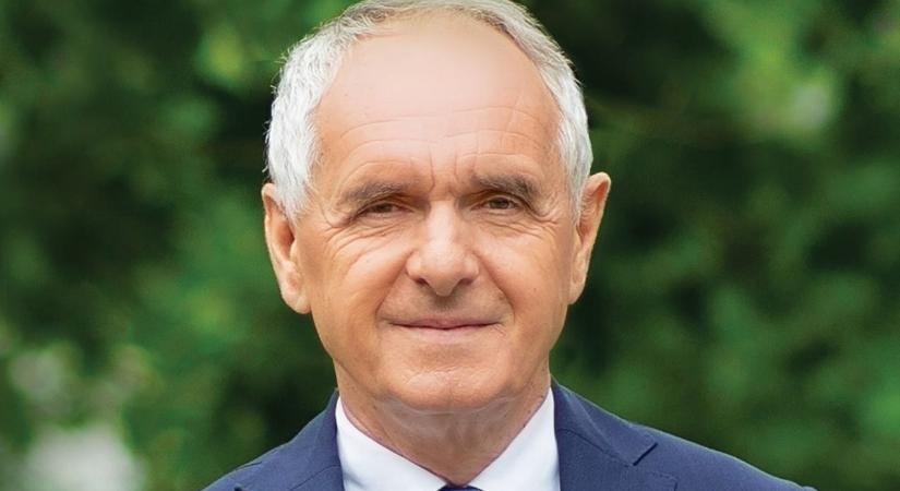Lemondatnák a Megyei Jogú Városok Szövetségének Fideszes elnökét