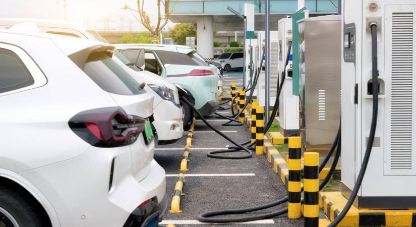 Európa 200 milliárd eurót fektet be az elektromos autók gyártásába