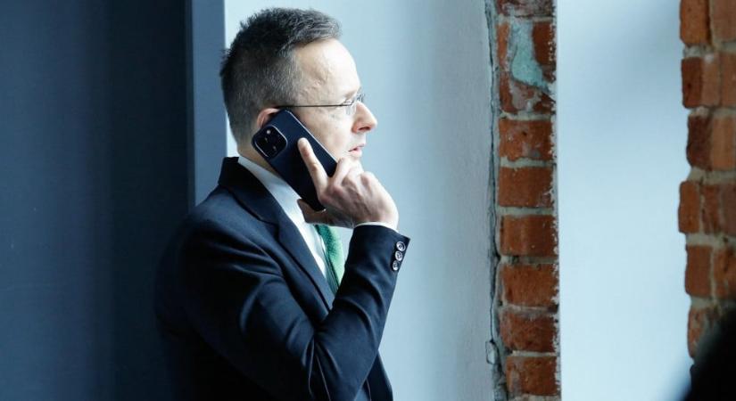 42 milliárdot osztott ki a Szijjártó Péter vezette KKM a választás előtti napokban, volt cég, amely milliárdokat kapott alig néhány munkahelyért