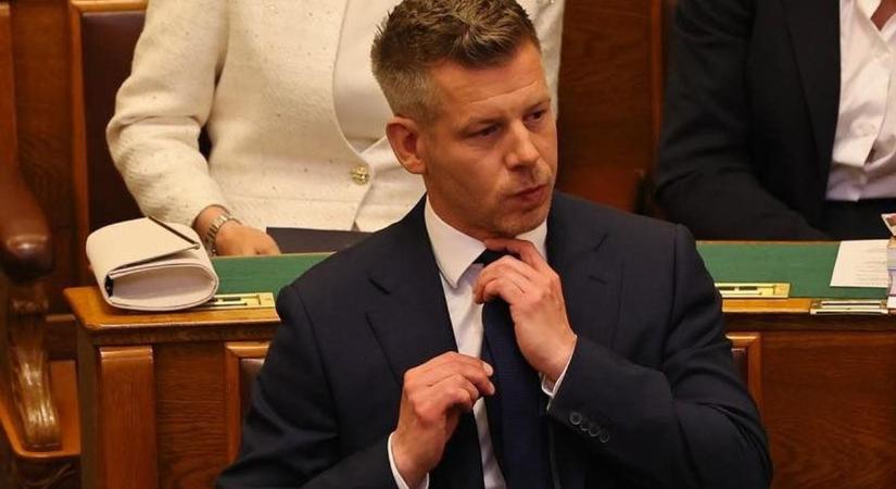 Egy hete miniszterelnök Magyar Péter