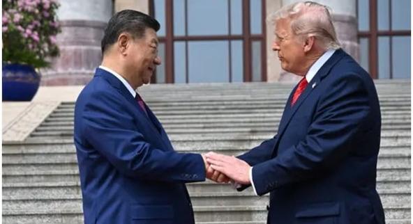 Bizalom nélkül nincs nagyhatalmi diplomácia: egyetlen kínai ajándék sem kerülhetett fel Trump gépére Pekingben