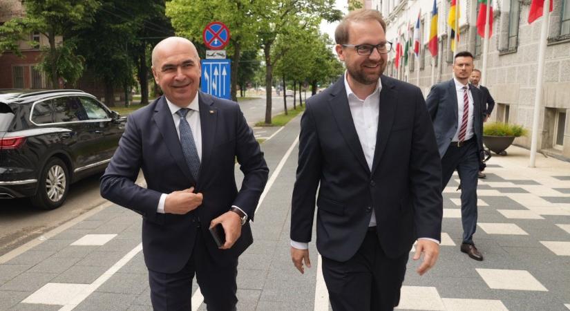 Összehangolt állásponton a PNL és az USR