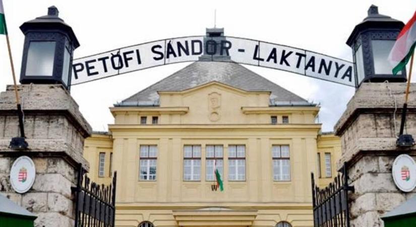 Petőfi Sándor nevét viseli ismét a Budaörsi úti laktanya