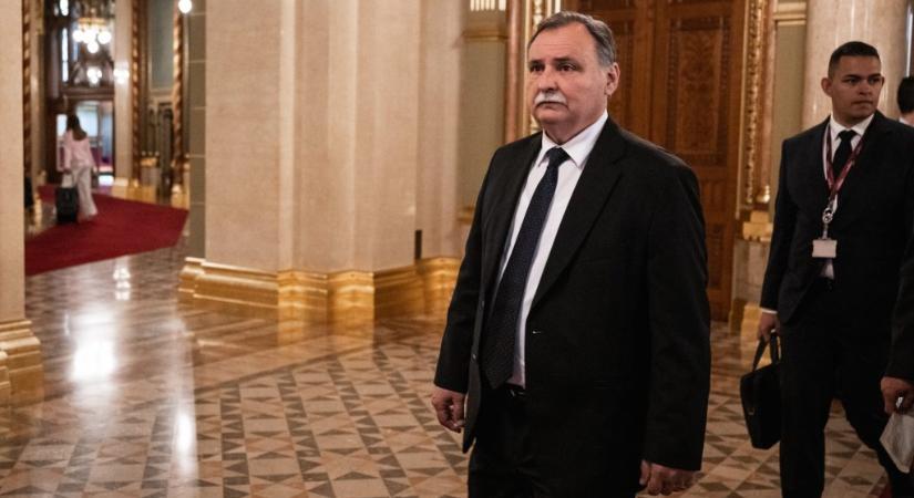 Gajdos László bejelentette vízügyi és klímapolitikáért felelős államtitkárát
