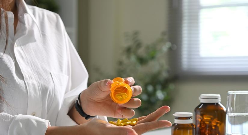 Egy tanulmány szerint ezt a vitamint kell naponta szedned, hogy akár 3 évvel fiatalabbnak tűnj