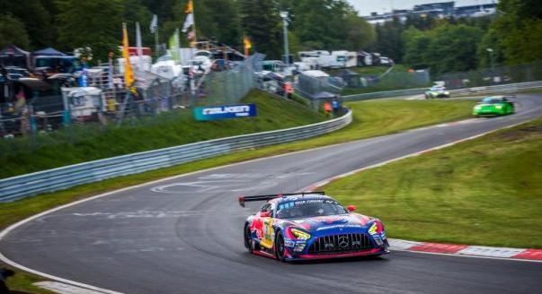 Itt nézheted élőben a nürburgringi 24 órást Max Verstappennel!