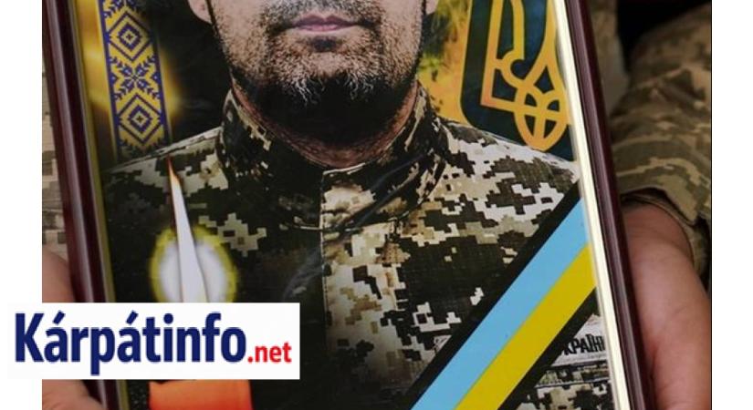 Háború: 43 éves katona temetésére került sor Ungváron