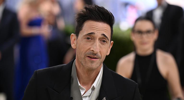 Elzárkózott a külvilágtól Adrien Brody