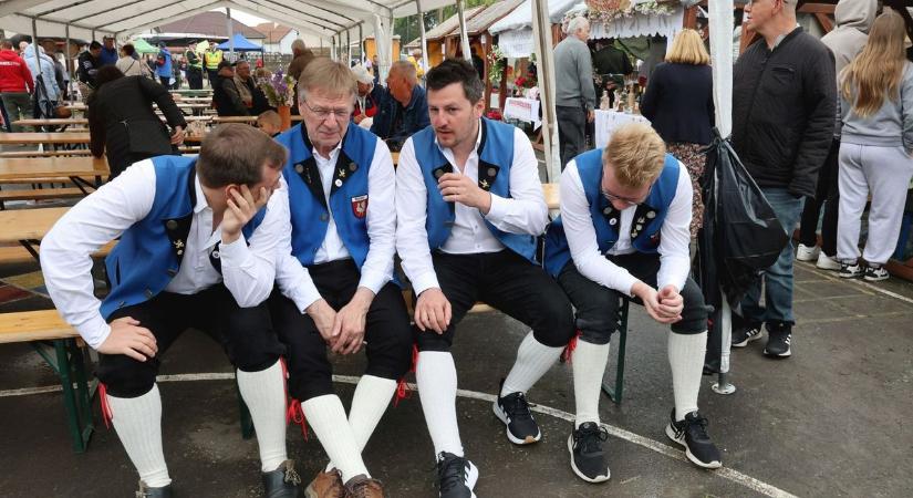 Ügyesen töltöttek a Vidám Nagyik Rátkán - fotók, videó!