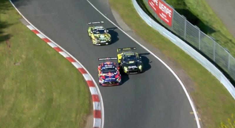 Videó: Így vette át a vezetést Verstappen a nürburgringi 24 óráson