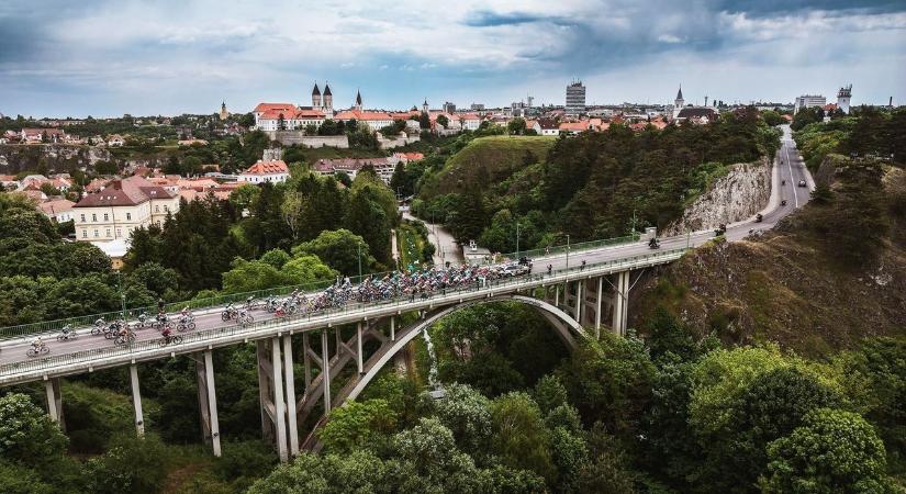 Látványos veszprémi befutóra készül a Tour de Hongrie – mutatjuk az útvonalat (video)