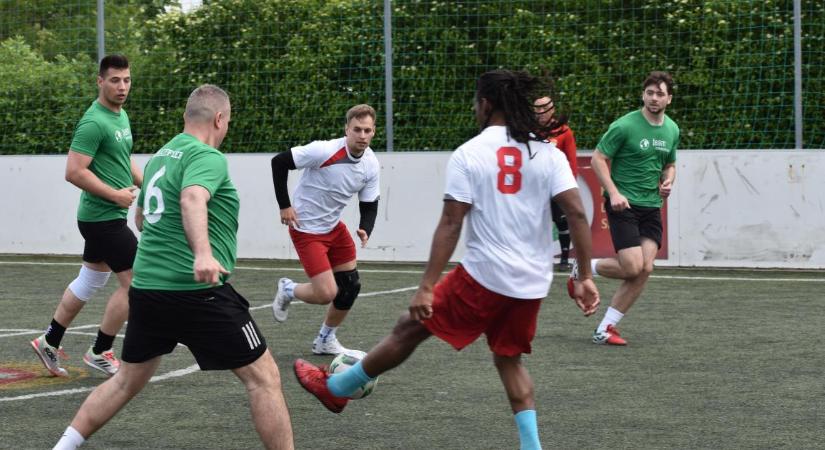 Idén minden eddiginél több vállalat indított csapatot a Deutsche Liga focibajnokságon