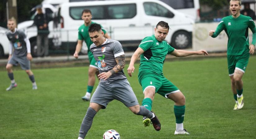 Megyei foci: Egy csapatnyi gólt lőve győzött a Győrújbarát