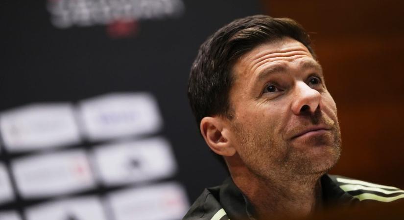 Xabi Alonso újra munkába állhat, vergődő Premier League-csapatnál nevezhetik ki