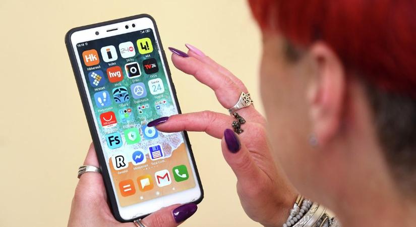 51 telefonos alkalmazás, amelyet minden 50 év felettinek érdemes letöltenie – itt a lista!