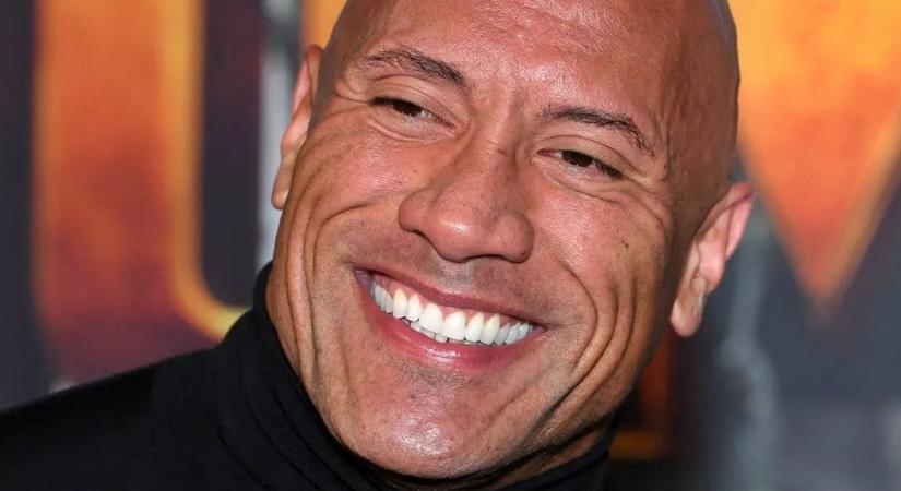 Ő Dwayne Johnson bombázó felesége, akivel már 19 éve elválaszthatatlanok egymástól