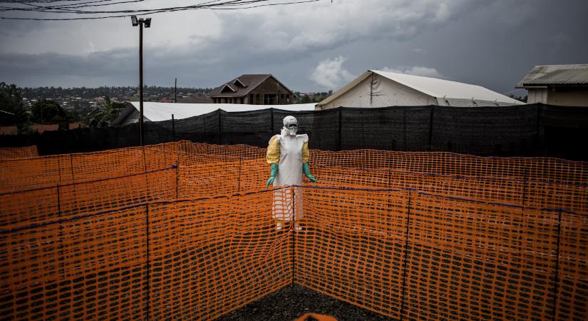Ritka vírustörzs okoz Ebola-járványt Kelet-Afrikában, nincs ellene oltás, a WHO nemzetközi jelentőségű vészhelyzetről beszél