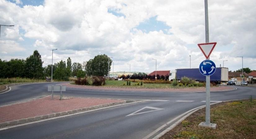 Erre készülj, ha a 26-os főúton közlekednél hétfőn